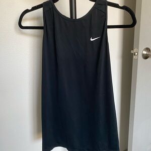 Nike tank top black size M